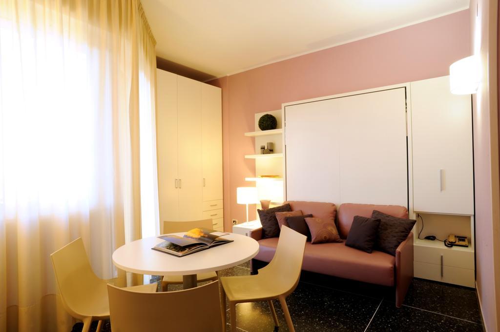 Residence Oliveto Ceriale Szoba fotó